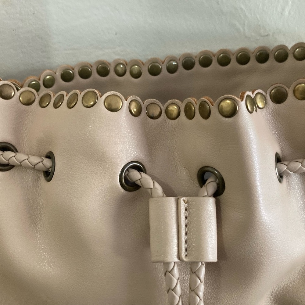 VENUS Beige and Brown Fringe Shoulder Bag - Picture 10 of 10